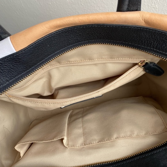 Authentic Coach Bag. Color Block. Signature Coach Bag. - Picture 7 of 8